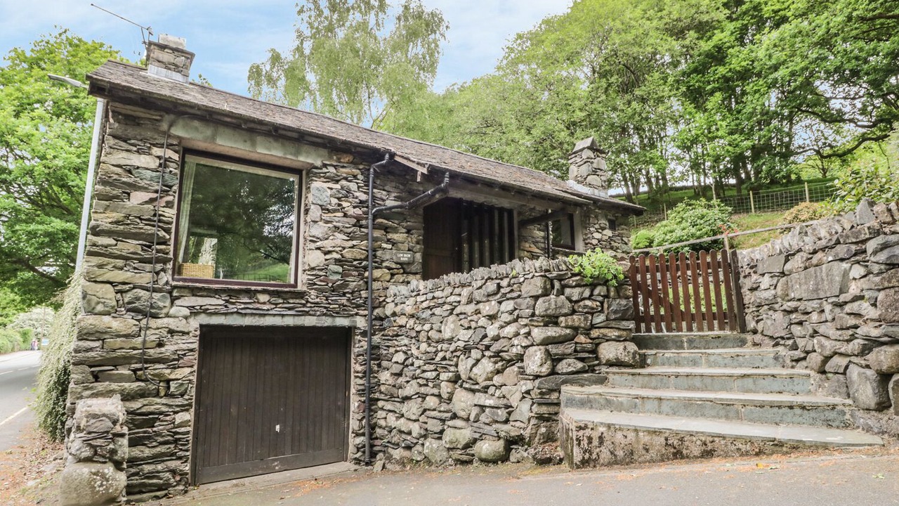 Photo of Outdoor in Waterhead