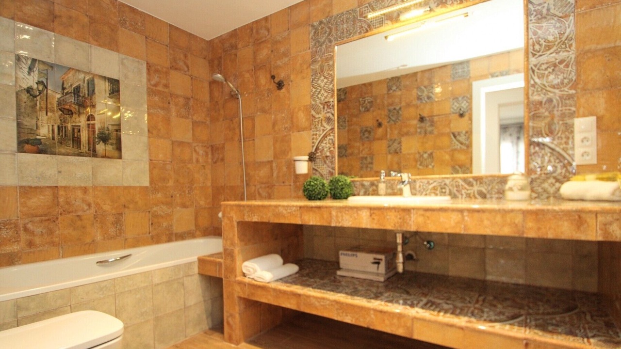 Photo of Bathroom in Miami Platja