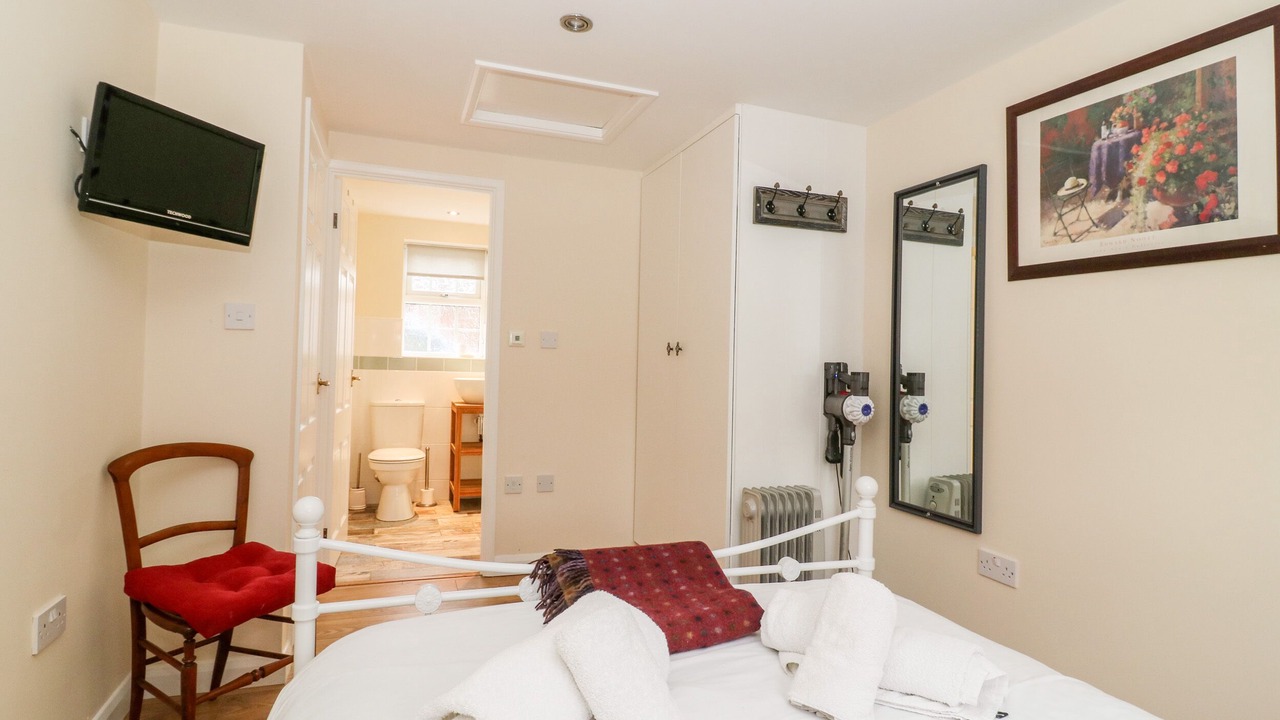 Photo of Bedroom in Cottingham