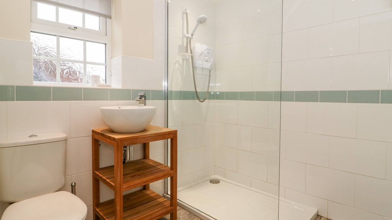 Photo of Bathroom in Cottingham