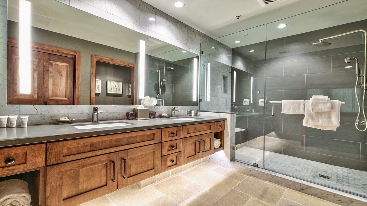 Photo of Bathroom in Lakeside Park