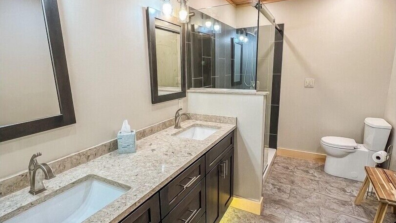 Photo of Bathroom in Inlet