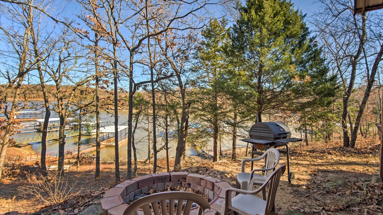 Photo of Outdoor in Canadian