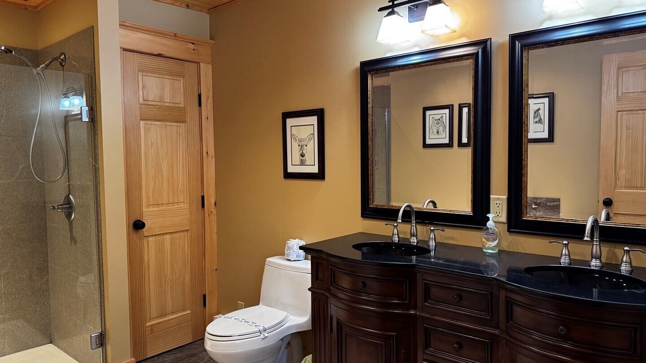 Photo of Bathroom in Inlet