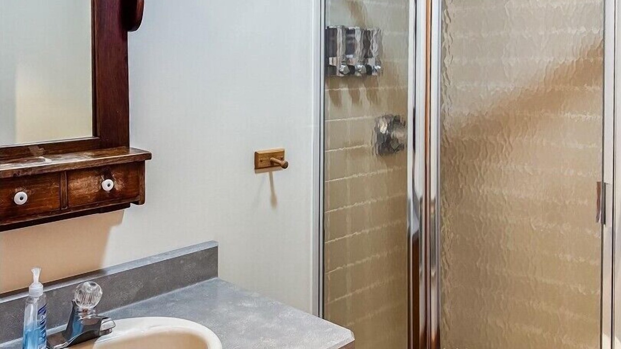 Photo of Bathroom in Inlet