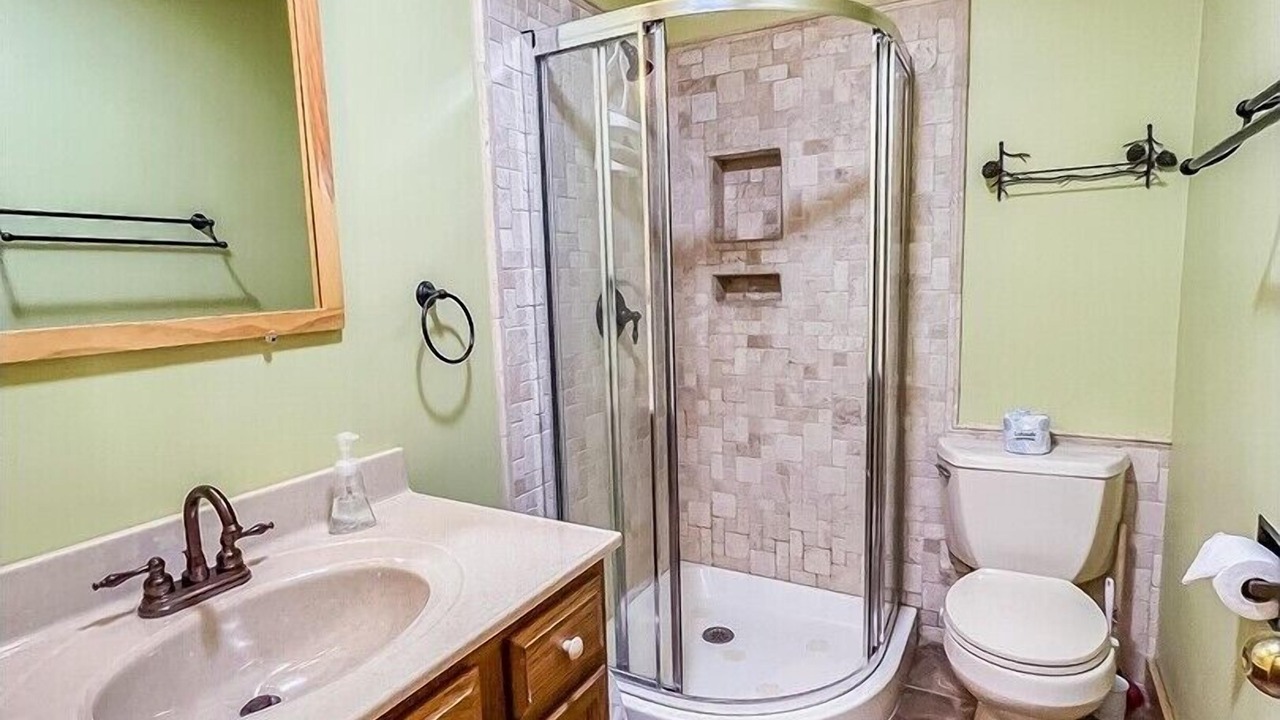Photo of Bathroom in Inlet