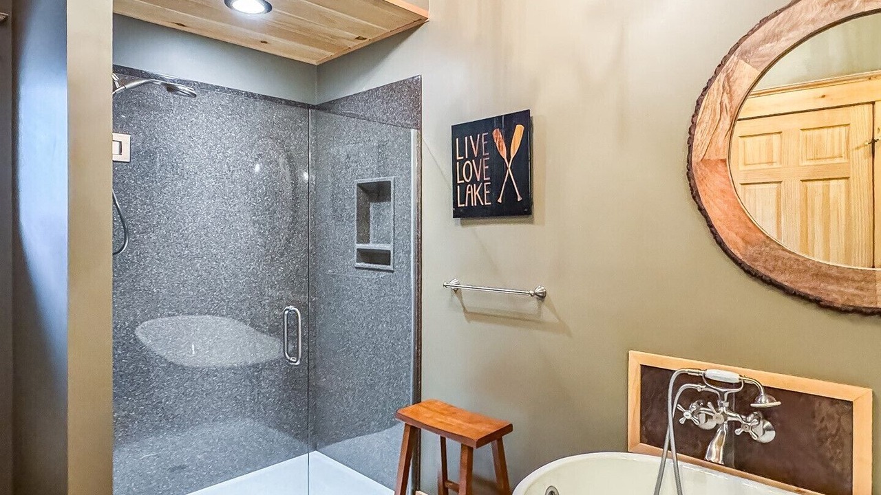 Photo of Bathroom in Inlet