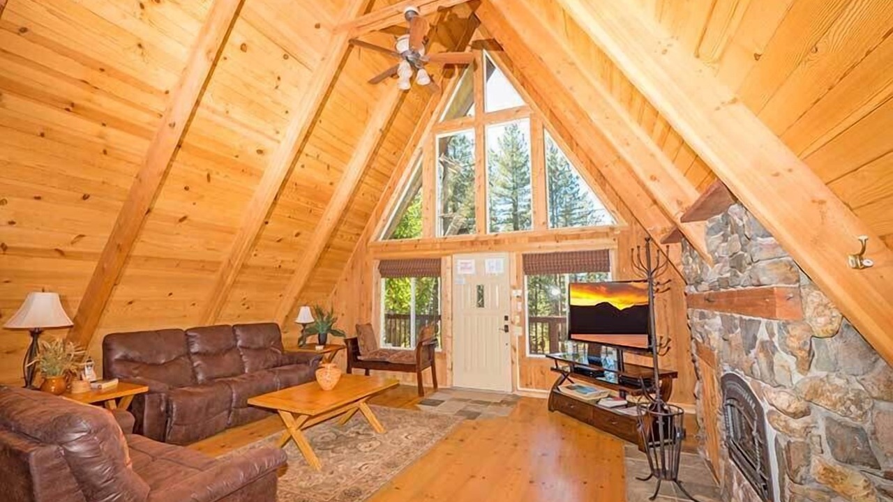 Photo of Livingroom in South Lake Tahoe