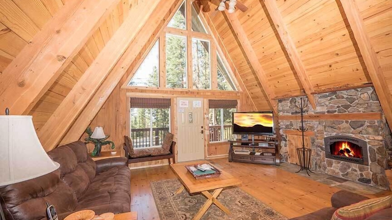 Photo of Livingroom in South Lake Tahoe
