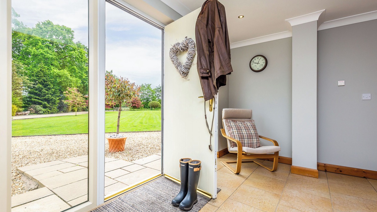 Photo of Others in Lincoln