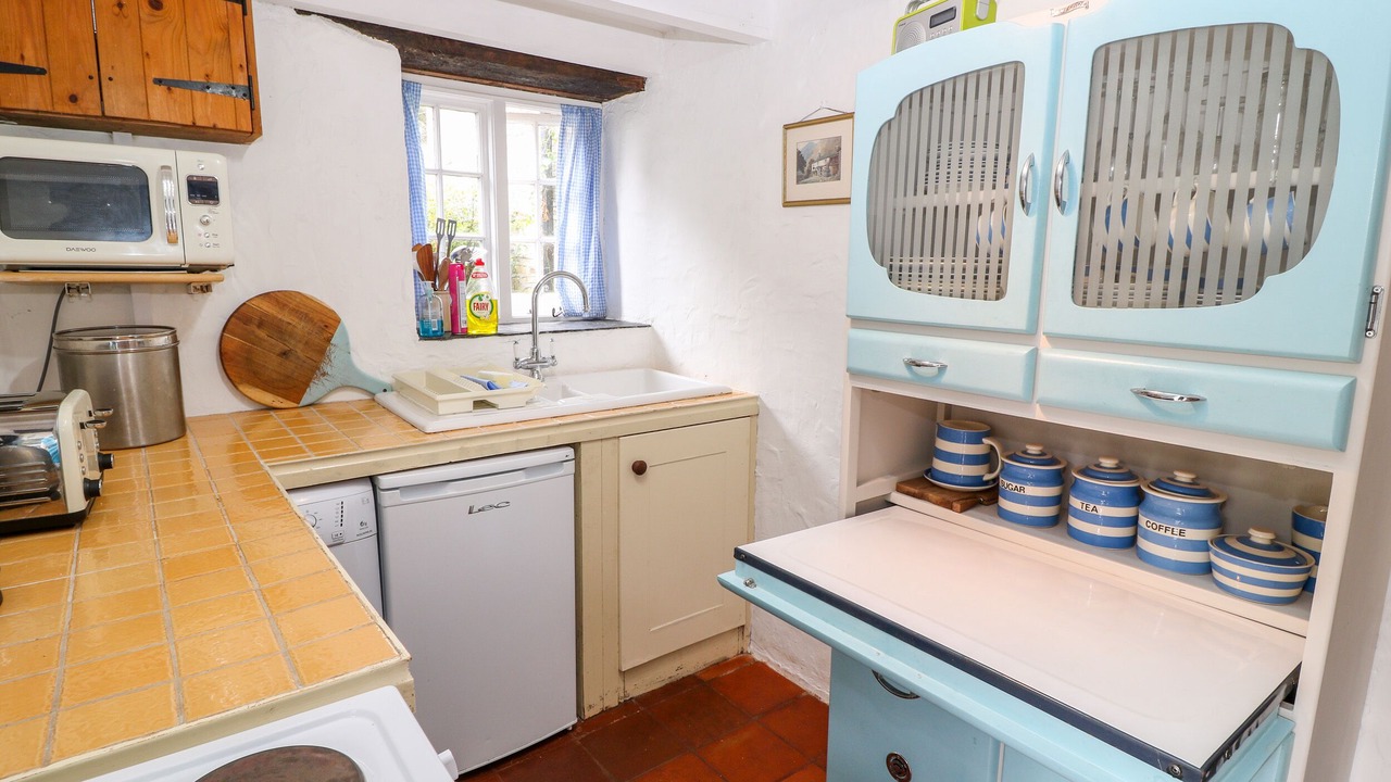 Photo of Kitchen in St. Neot