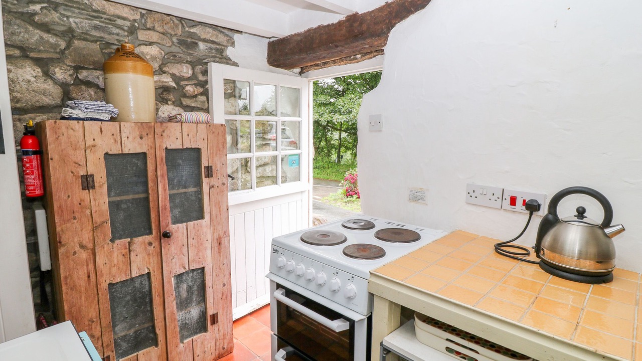Photo of Kitchen in St. Neot