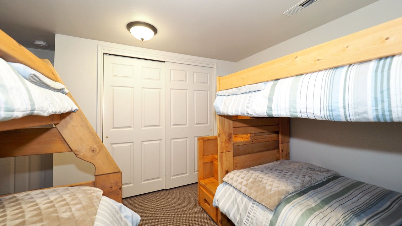 Photo of Bedroom in Salt Lake Mountain Resorts