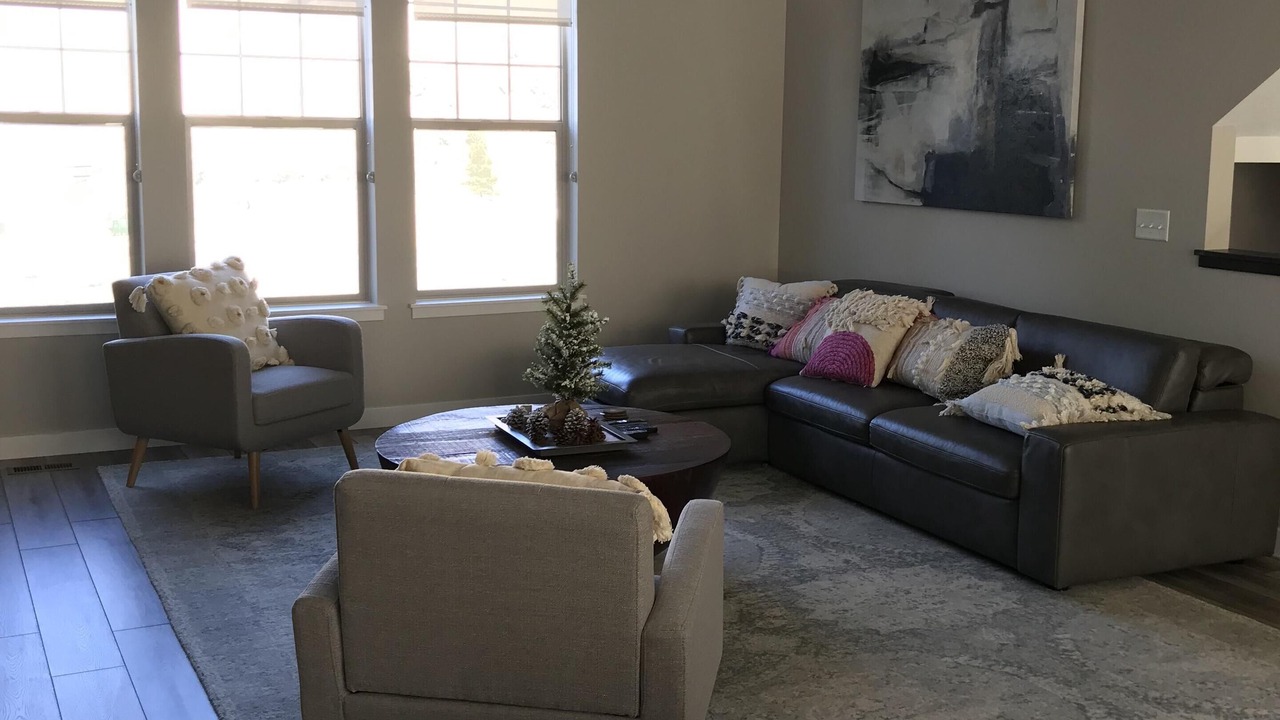 Photo of Livingroom in Cottonwood Heights