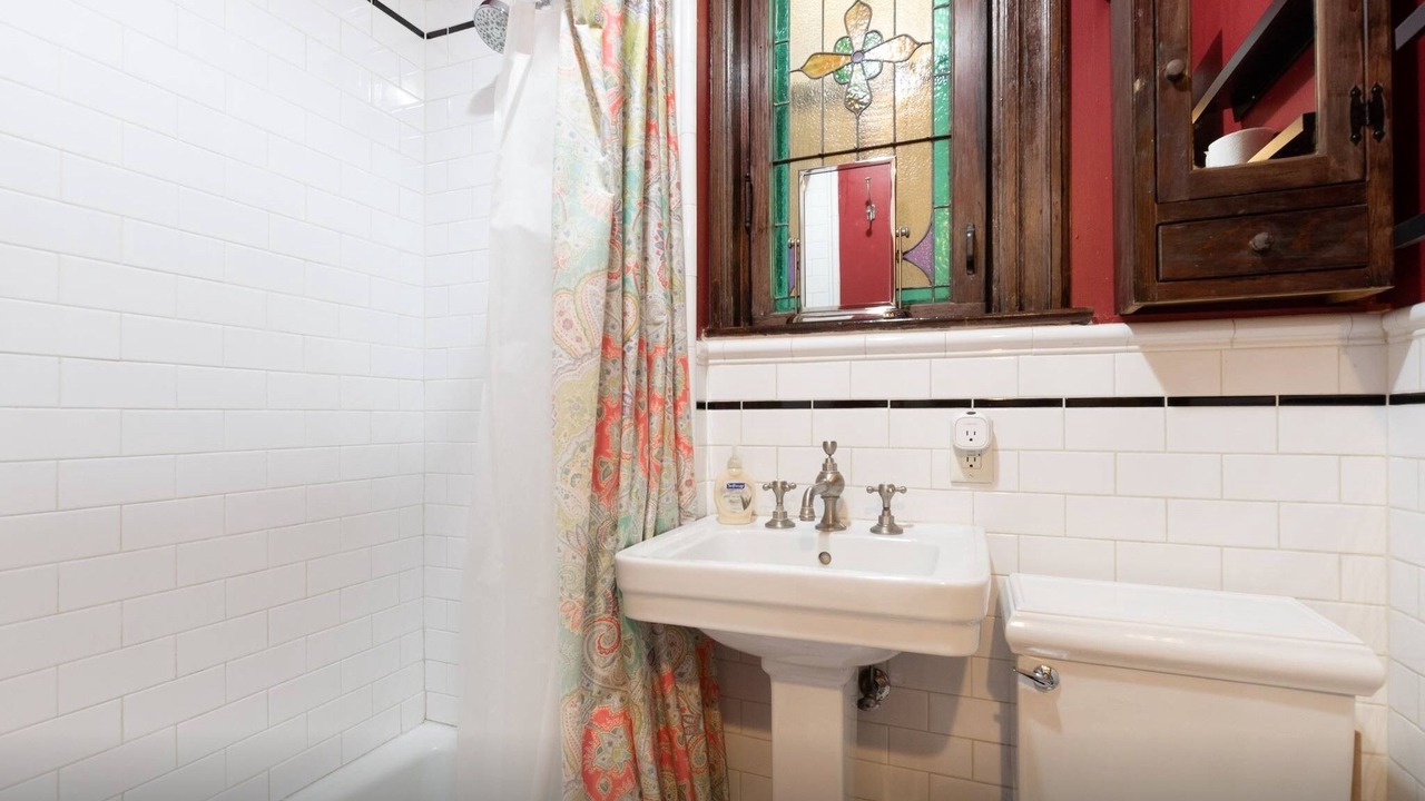 Photo of Bathroom in Hoboken