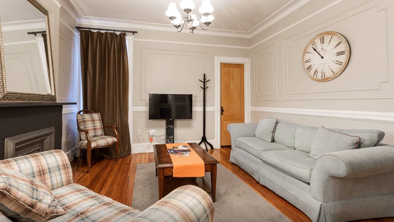 Photo of Livingroom in Hoboken