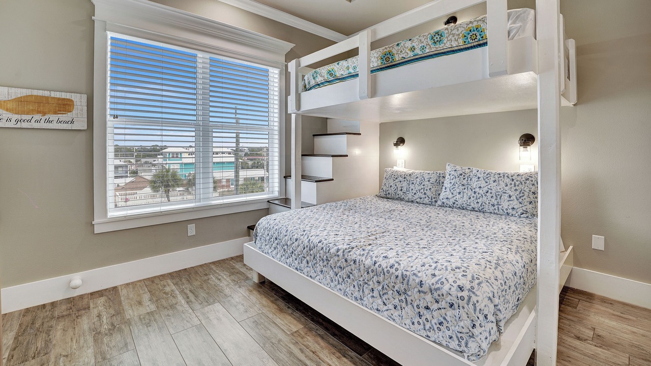 Photo of Bedroom in Bel Air