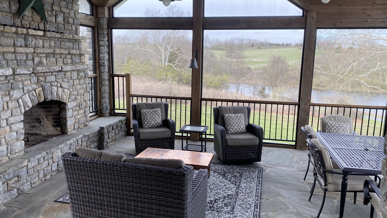 Photo of Outdoor in Lexington
