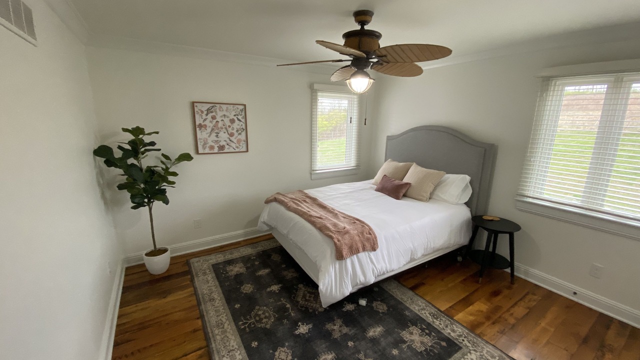 Photo of Bedroom in Lexington