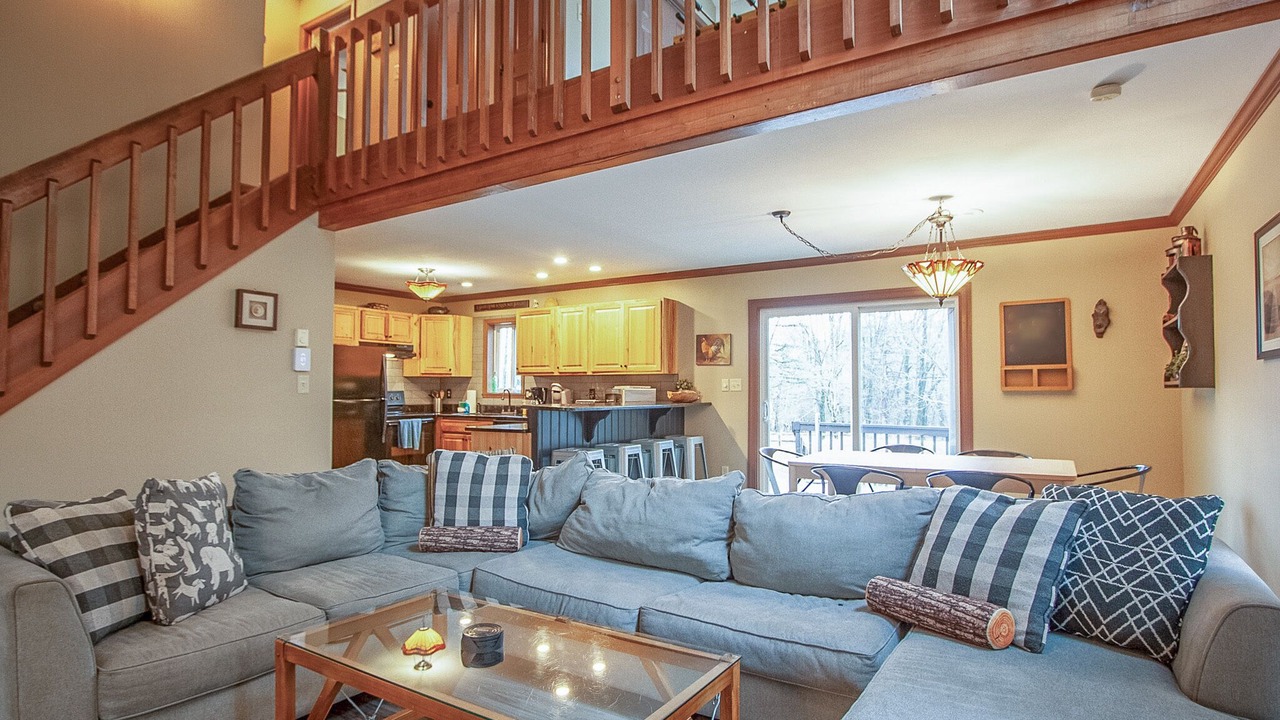 Photo of Livingroom in Albrightsville