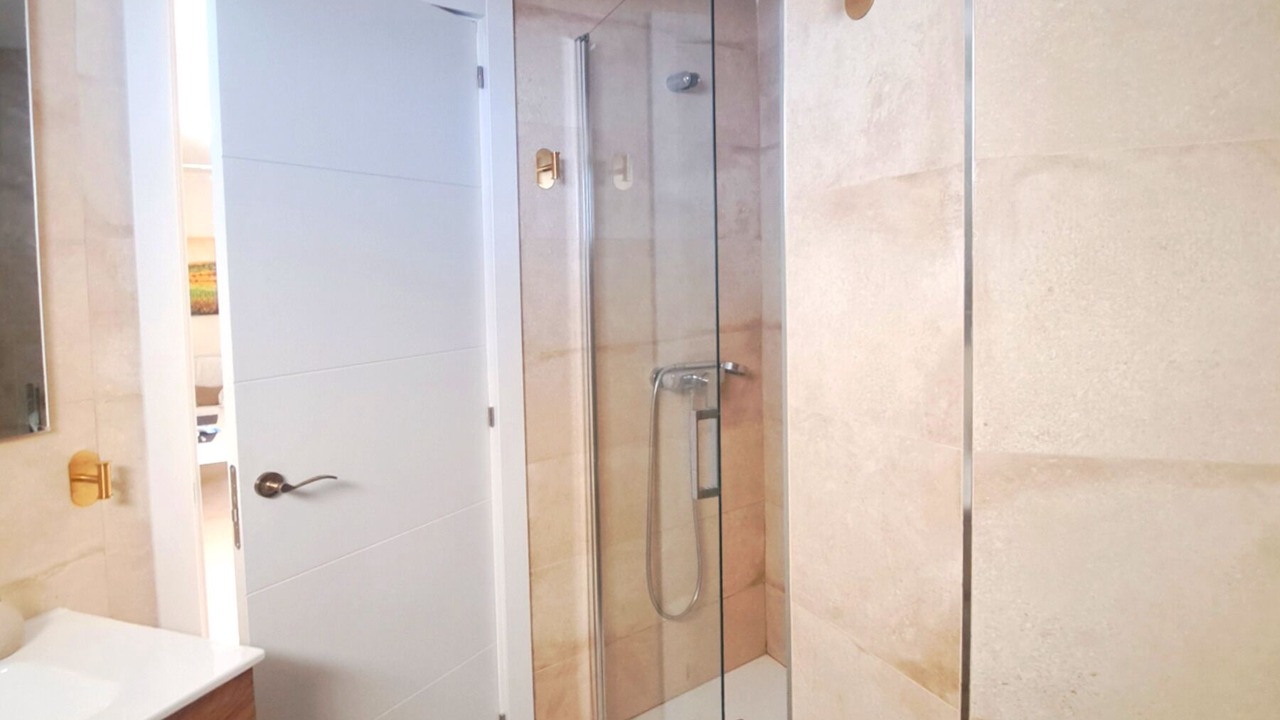 Photo of Bathroom in Carihuela