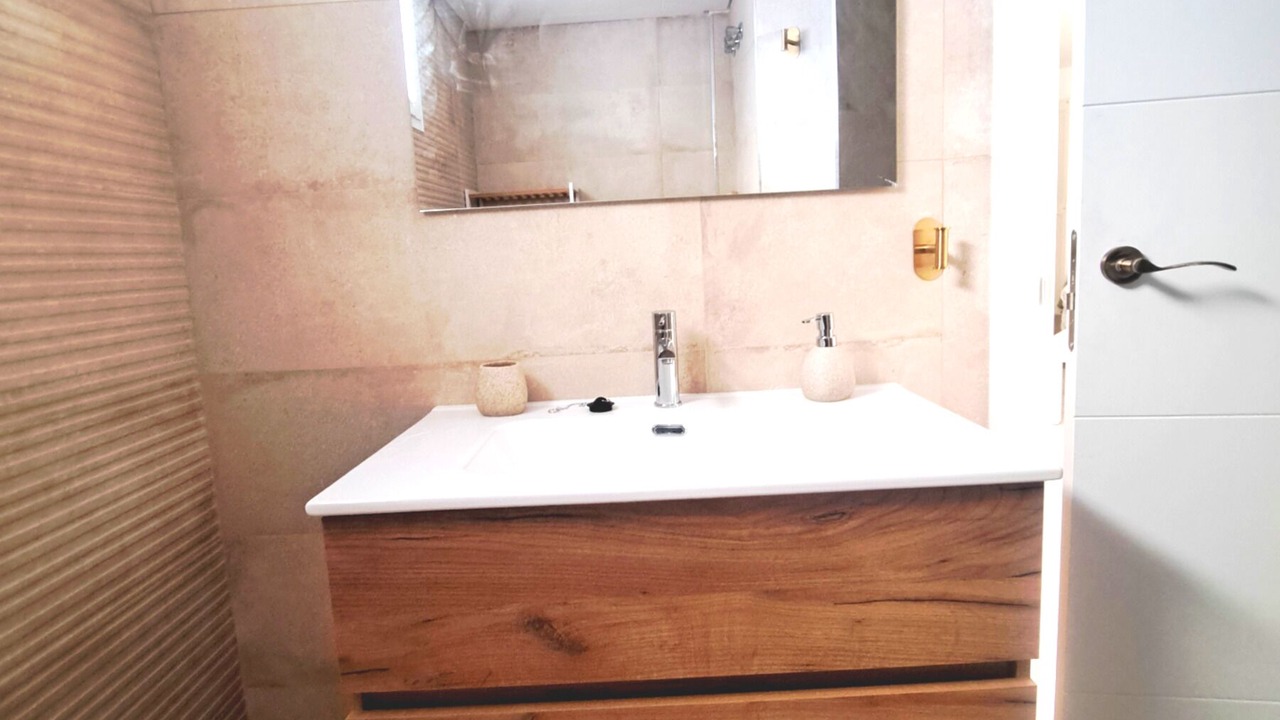 Photo of Bathroom in Carihuela
