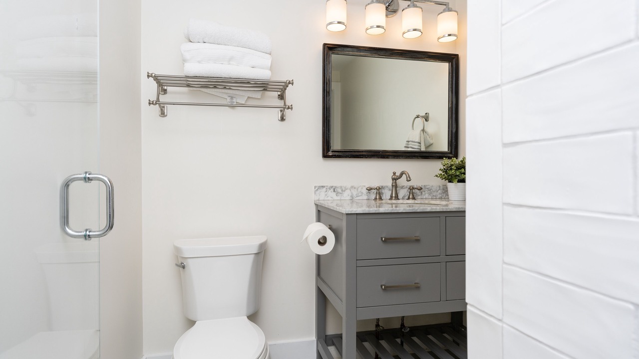 Photo of Bathroom in Siasconset