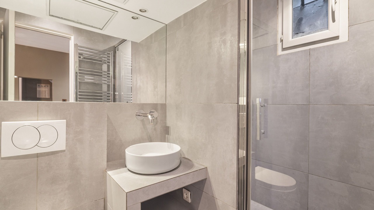 Photo of Bathroom in Enfants-Rouges