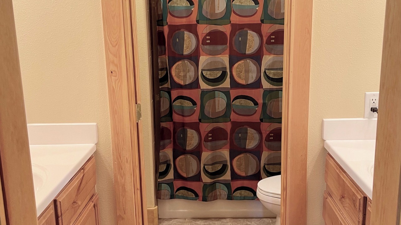 Photo of Bathroom in Alcova