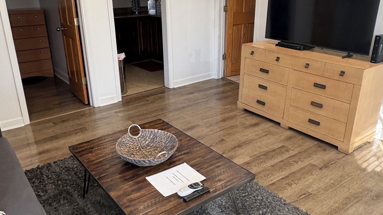 Photo of Livingroom in Lakeview