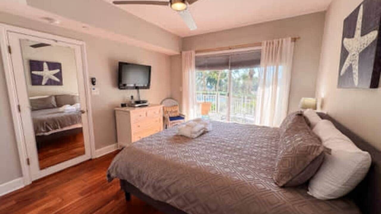 Photo of Bedroom in Palmetto Dunes