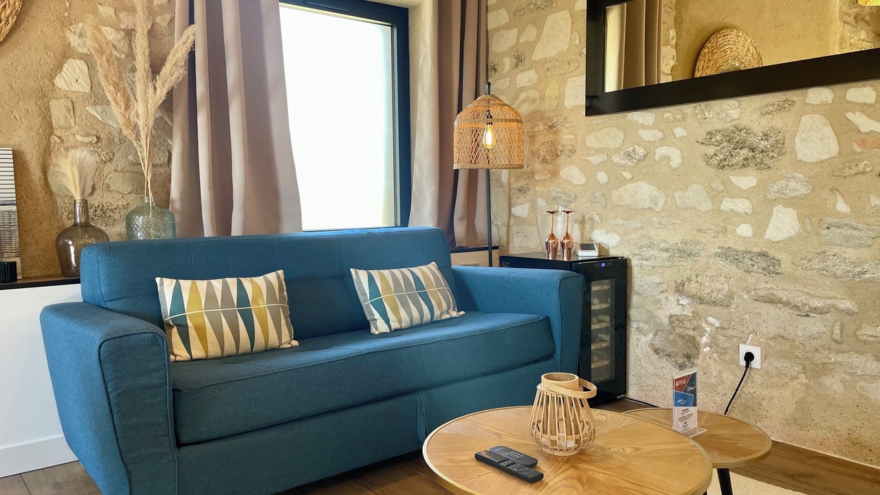 Photo of Livingroom in Louresse-Rochemenier