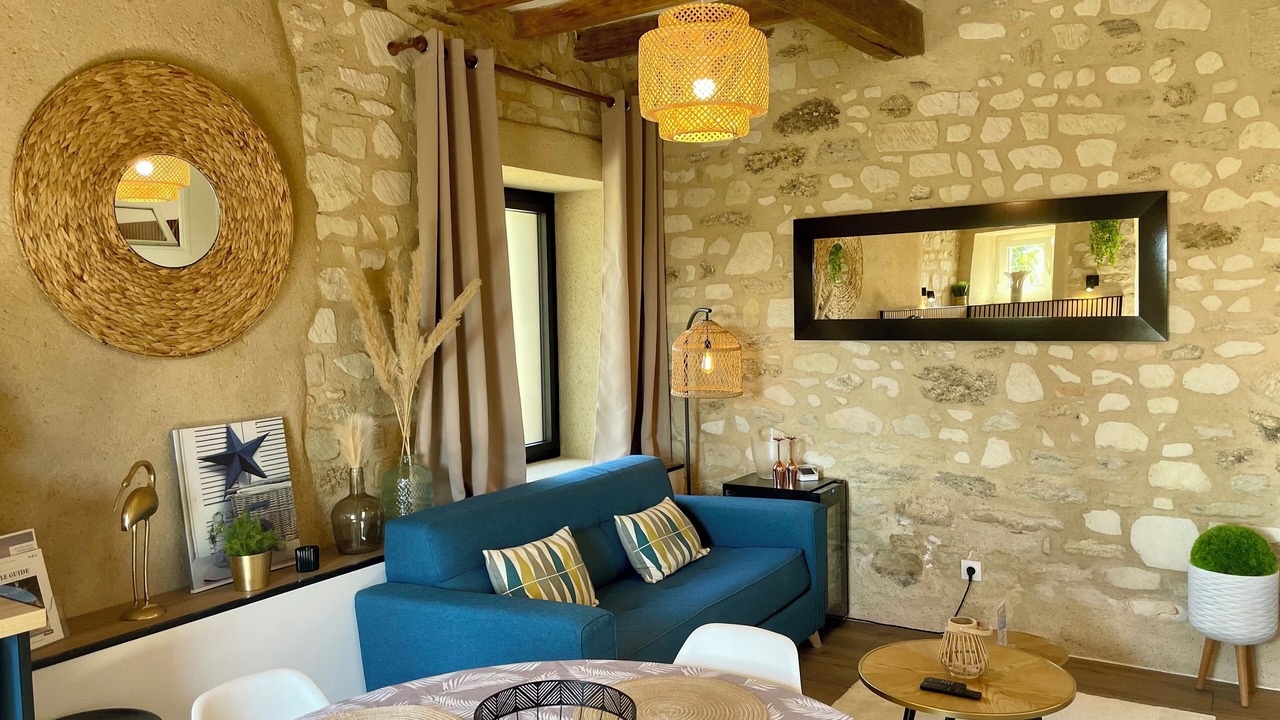Photo of Livingroom in Louresse-Rochemenier