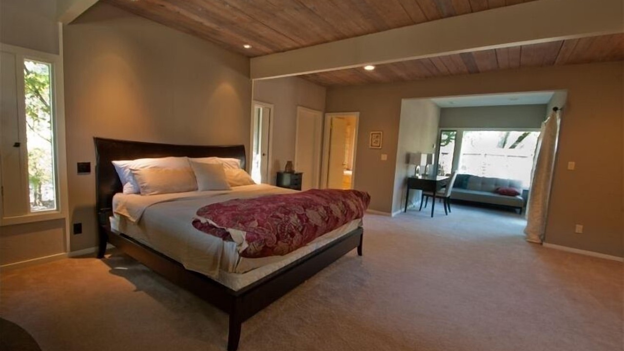 Photo of Bathroom in Eldridge