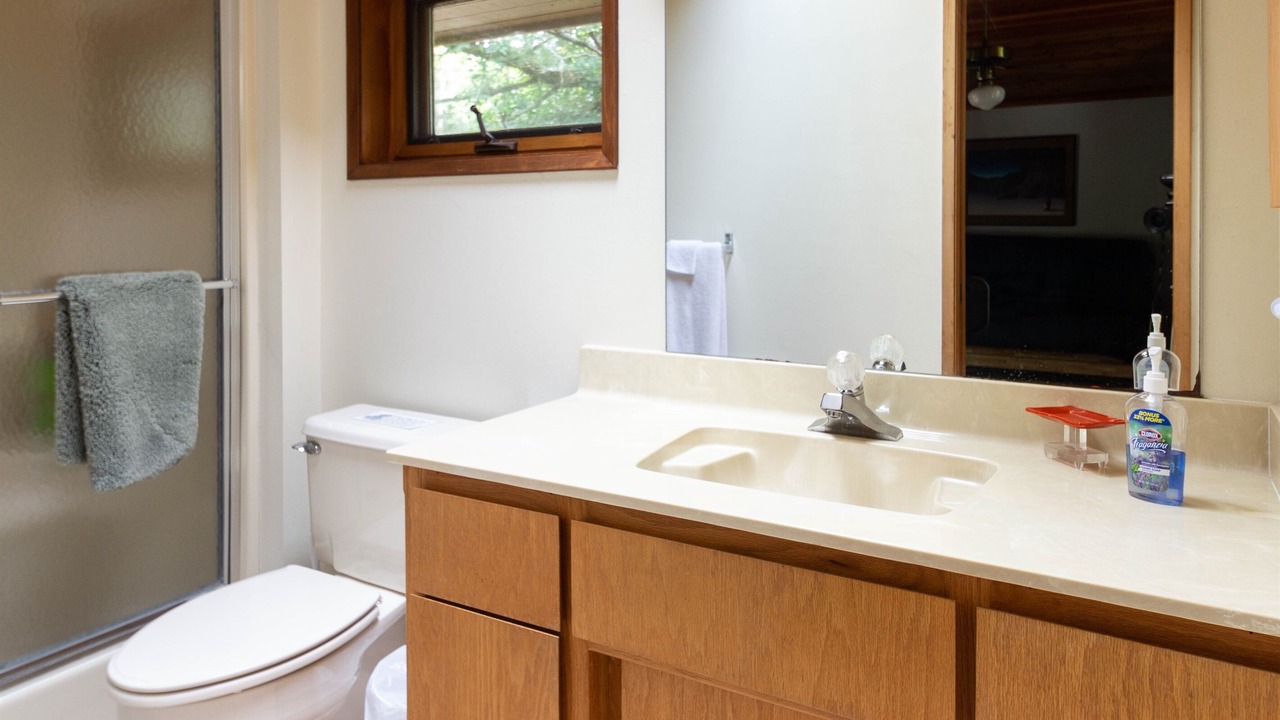 Photo of Bathroom in Lost Bridge Village