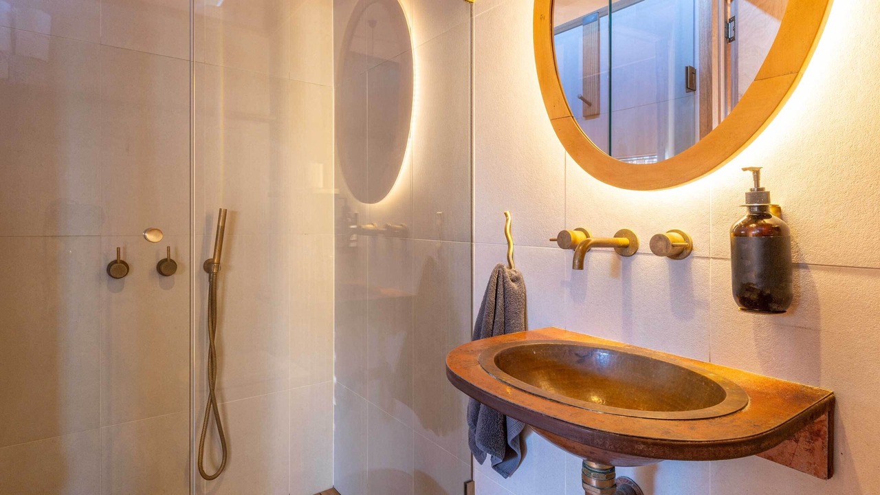 Photo of Bathroom in Castlemaine