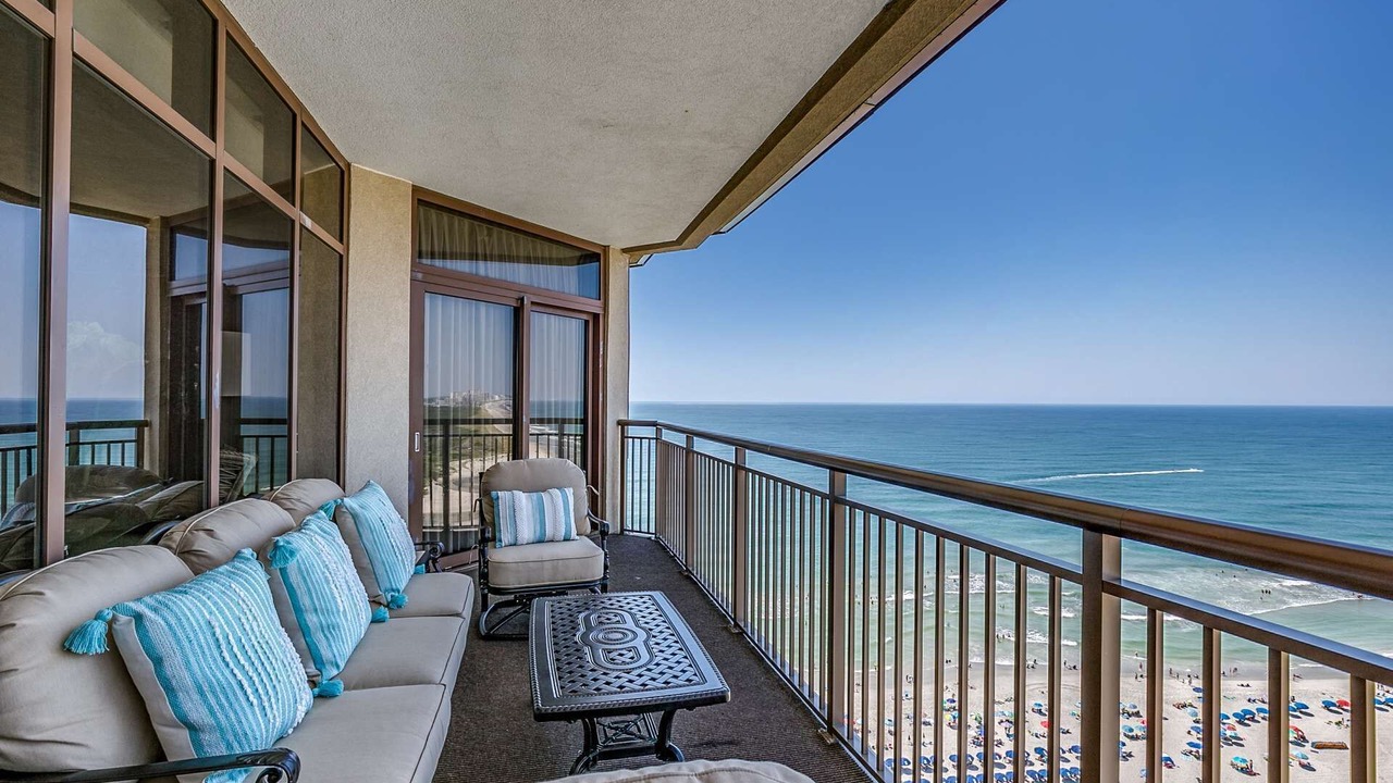 Photo of Patio Balcony in Windy Hill