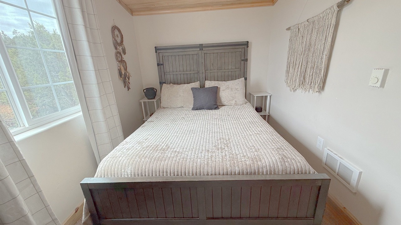 Photo of Bedroom in Blanding