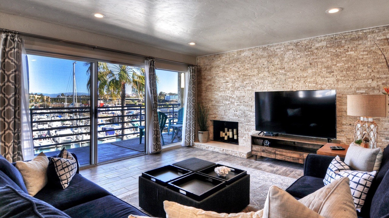 Photo of Livingroom in Townsite