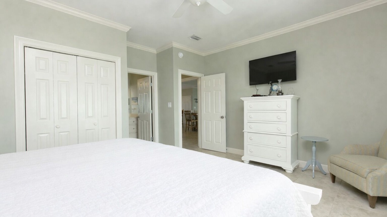 Photo of Bedroom in Dauphin Island