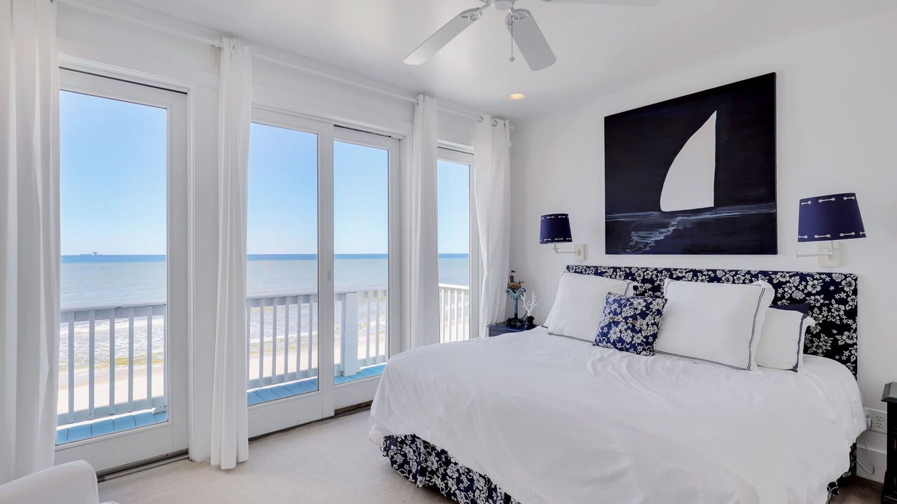 Photo of Bedroom in Dauphin Island