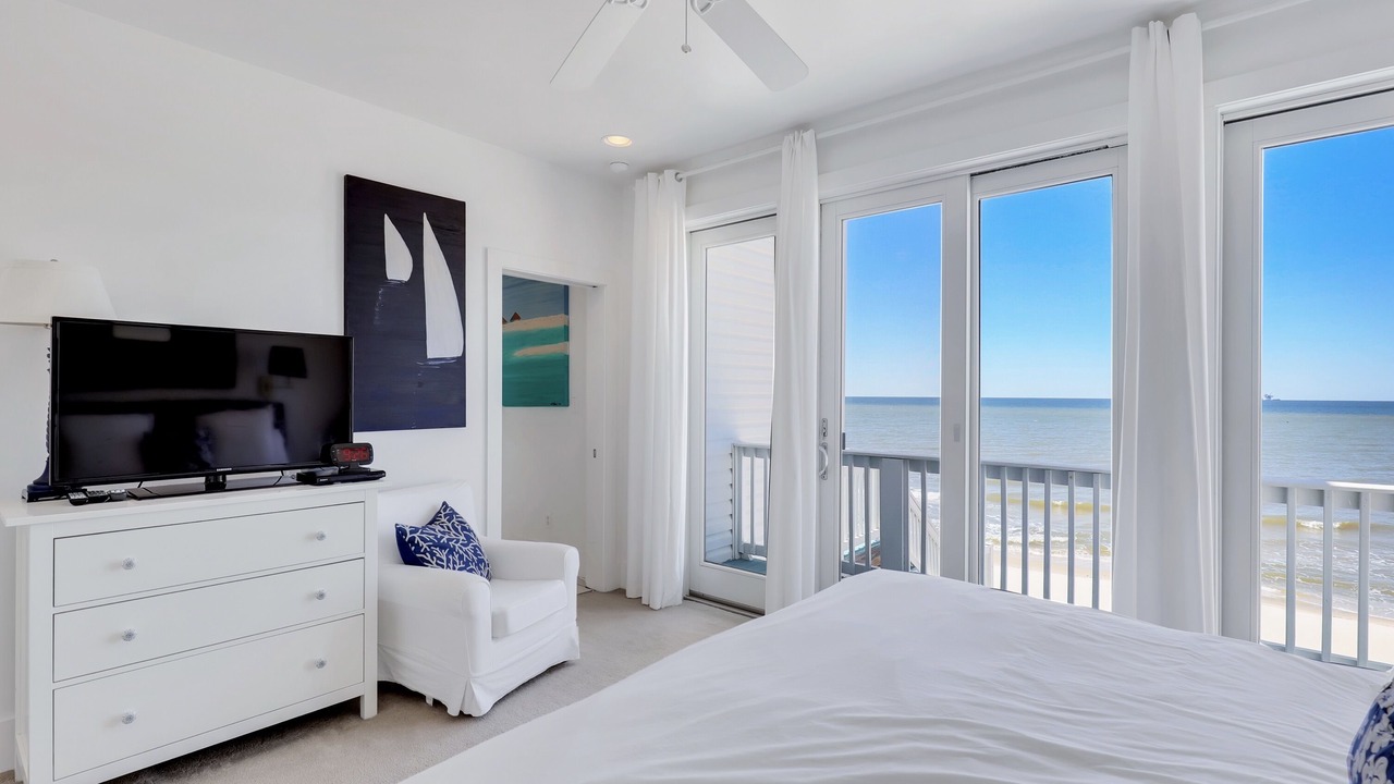 Photo of Bedroom in Dauphin Island