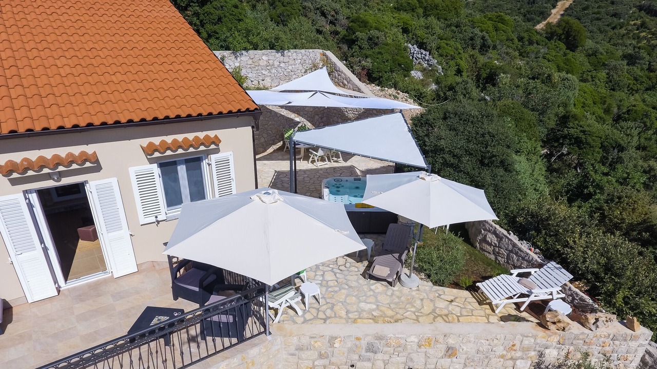 Photo of Patio Balcony in Miholascica