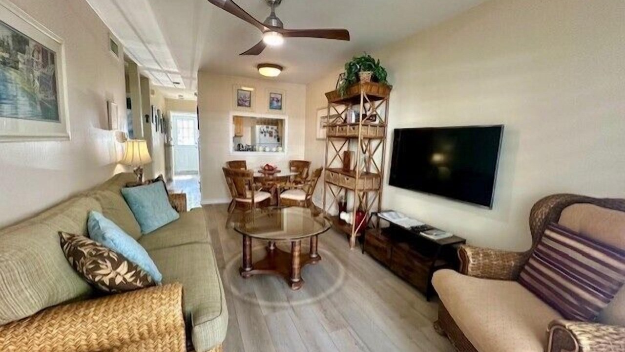 Photo of Livingroom in Truman Annex