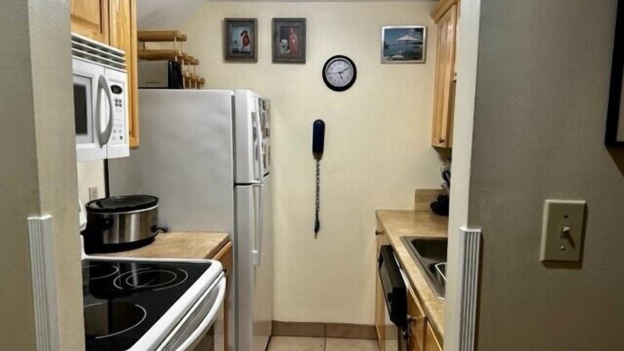Photo of Kitchen in Truman Annex