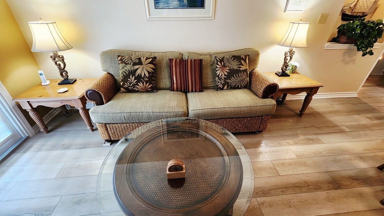 Photo of Livingroom in Truman Annex
