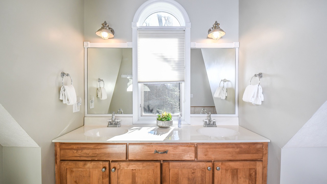 Photo of Bathroom in McHenry