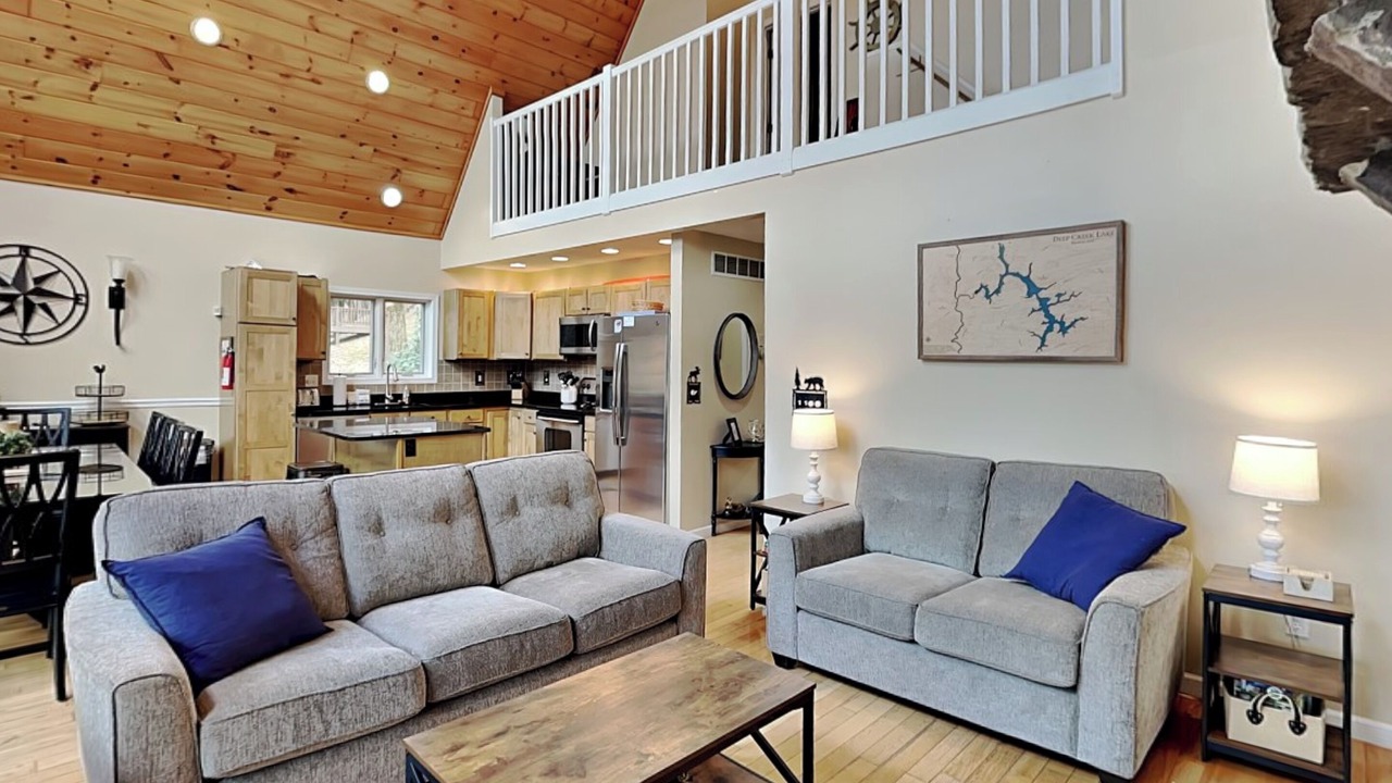 Photo of Livingroom in McHenry
