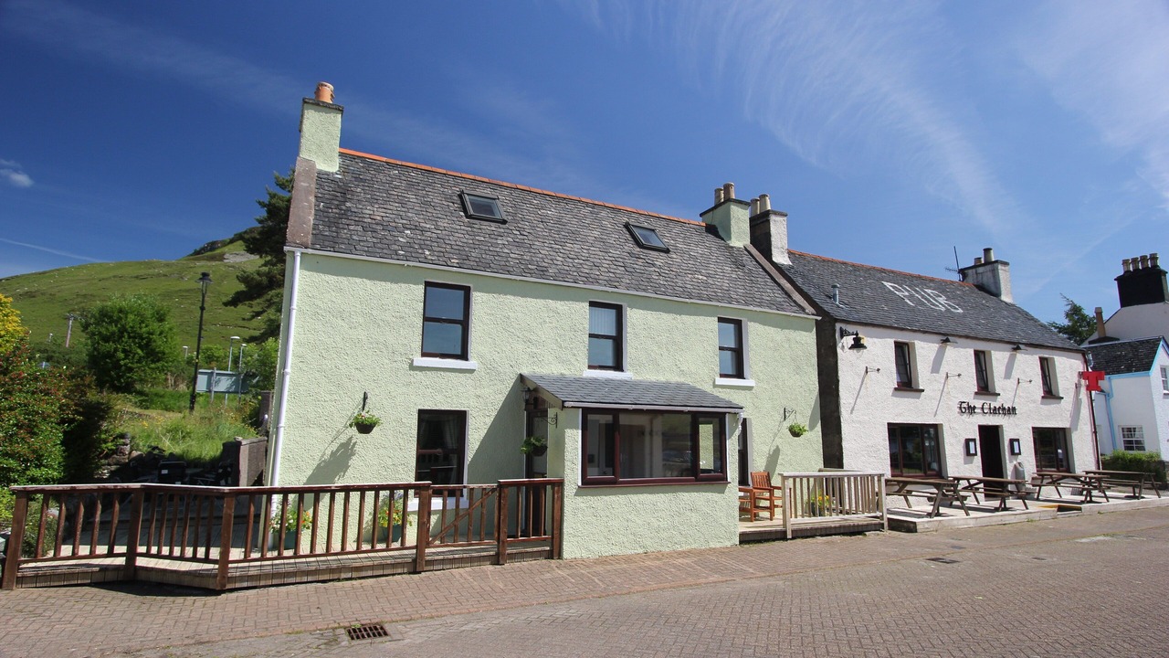 Photo of Others in Dornie