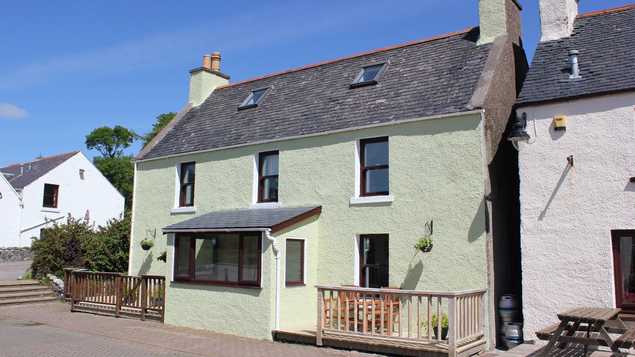 Photo of Others in Dornie